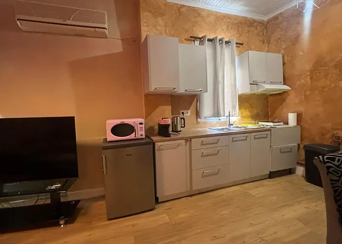 Teatro Art - Short Walk To Center Apartment *